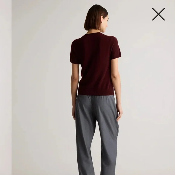 Quince NWT Mongolian Cashmere Tee in Rich Burgundy - Picture 5 of 7